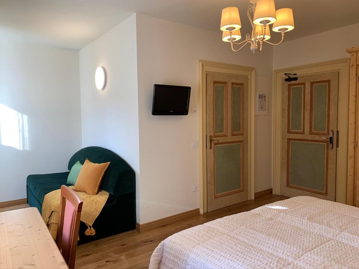 Hotel Serena Cortina コルティーナ・ダンペッツォ エクステリア 写真