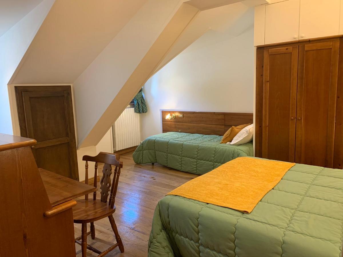 Hotel Serena Cortina コルティーナ・ダンペッツォ エクステリア 写真