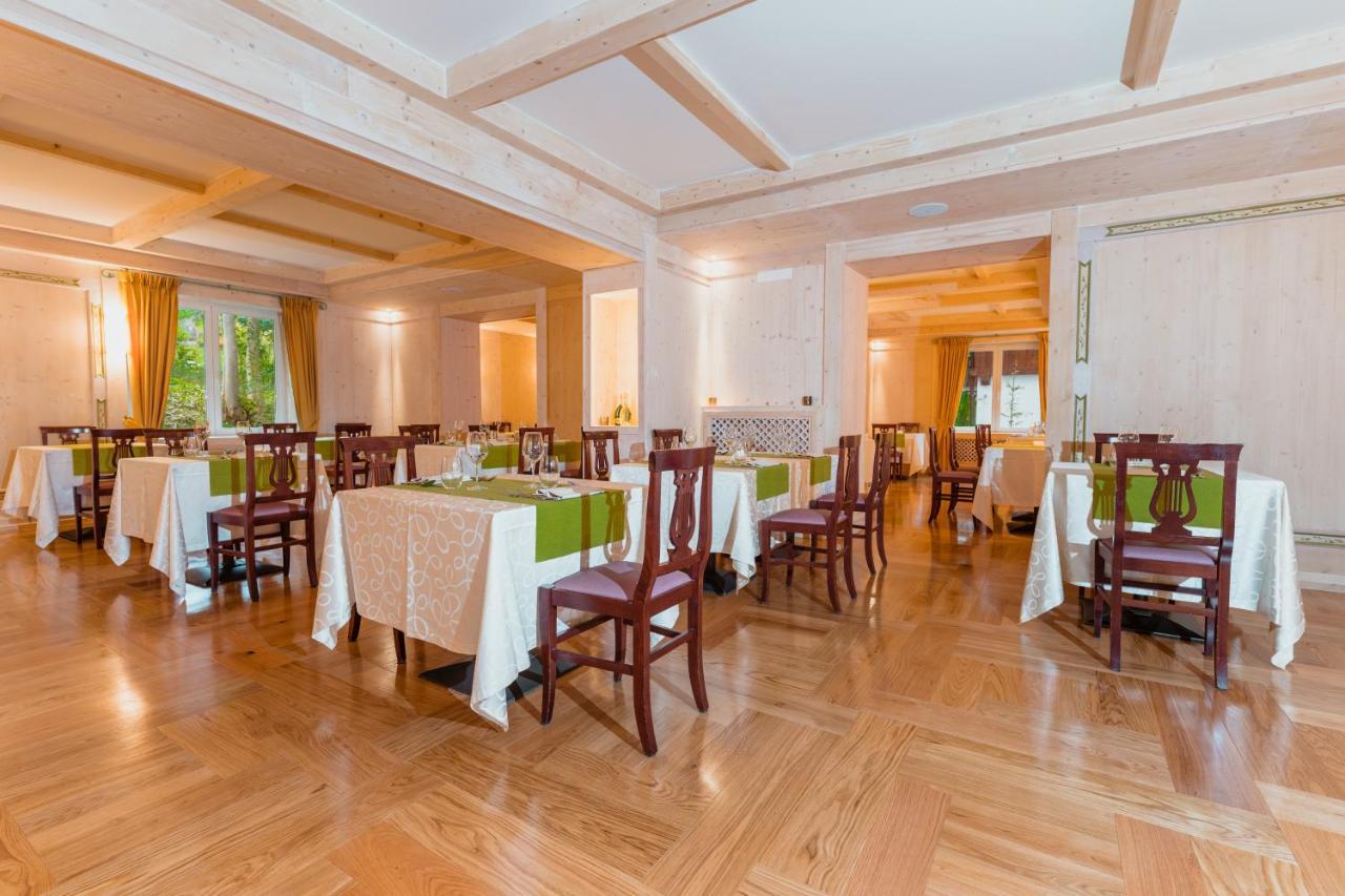 Hotel Serena Cortina コルティーナ・ダンペッツォ エクステリア 写真