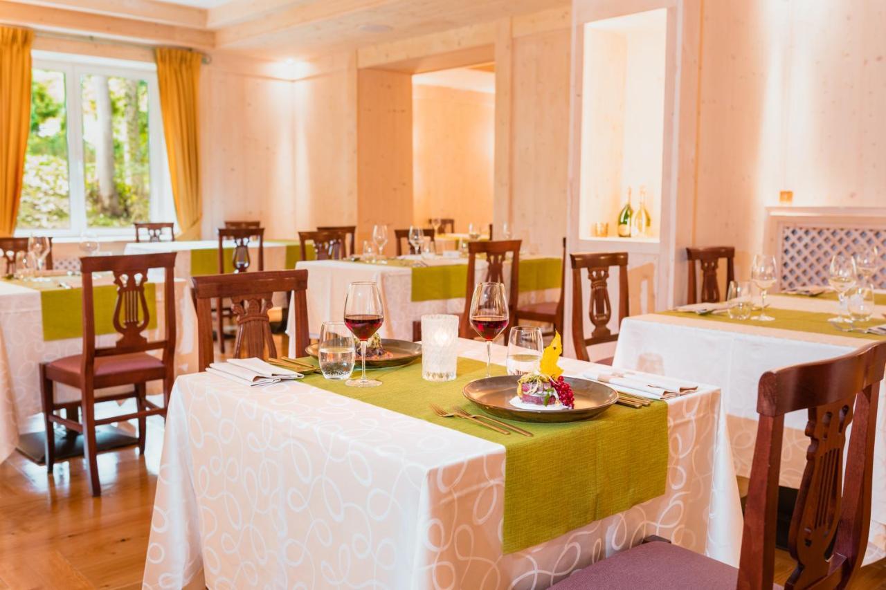Hotel Serena Cortina コルティーナ・ダンペッツォ エクステリア 写真