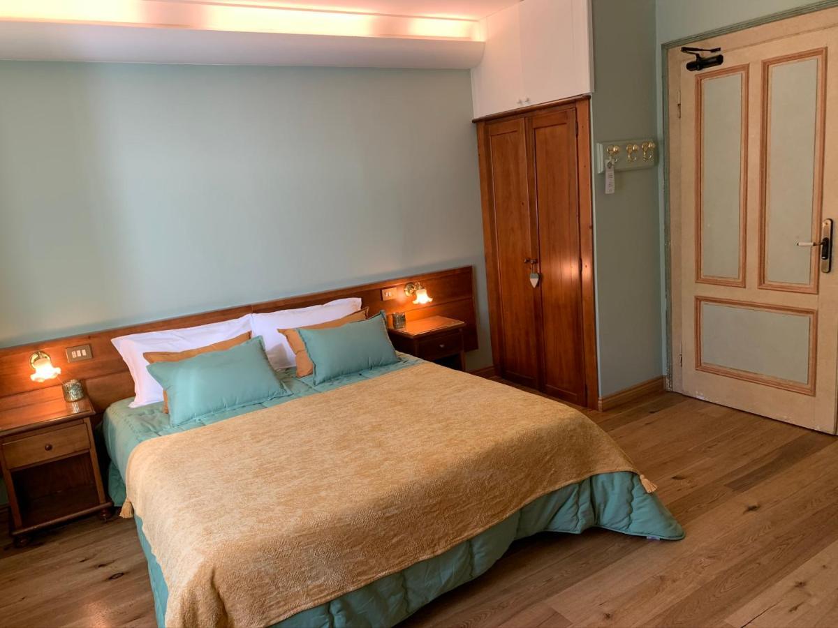 Hotel Serena Cortina コルティーナ・ダンペッツォ エクステリア 写真